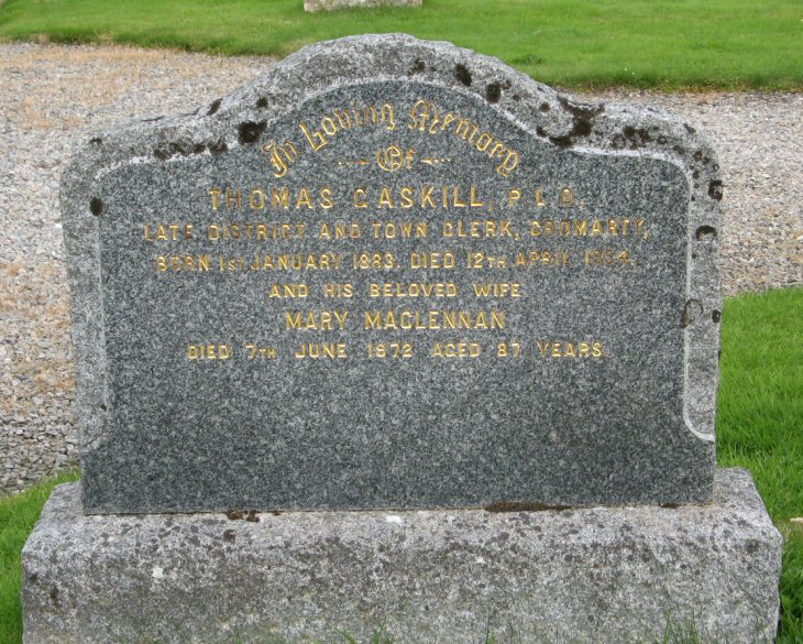 Photo of headstones/Mary MacLennan died 1972 MI Cromarty Gaelic West
